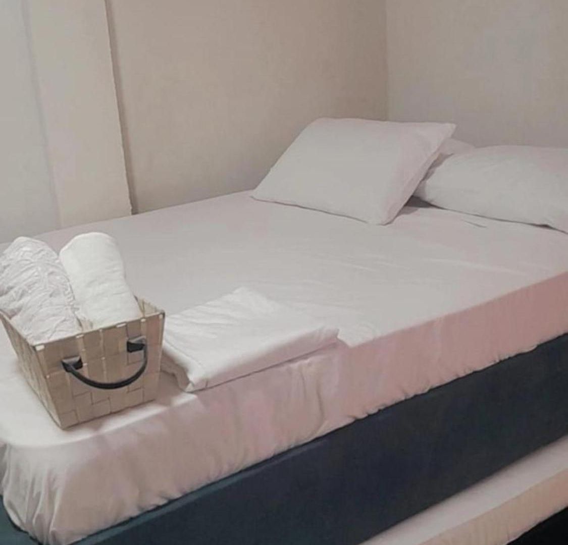 In Guest - Hb6 Family With Private Bathroom Facing The Sea Pensión Cartagena